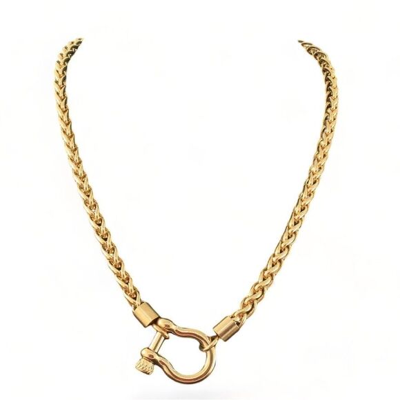 18K Gold Plated Horseshoe Buckle Necklace - Picture 7 of 8